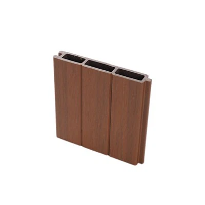 WPC solide pour les conditions extérieures dures